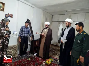 تجلیل از خواهر بسیجی &laquo;خانم برجی&raquo; بعنوان چهره قرآنی و فرمانده حوزه بسیج شهر آبگرم