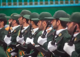 بسیج، درخت دانش و دوستی