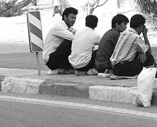 فقر و بیکاری ریشه آسیب های اجتماعی است