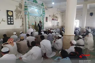 نبايد بگذاريم تا عده اى دفاع مقدس را تحريف كنند