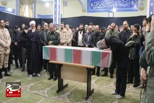 مراسم سوگواری ایام فاطمیه با حضور پیکر مطهر شهید گمنام در سپاه استان همدان
