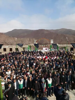 شهید گمنام فاطمی در روستای خوئین تشییع شد