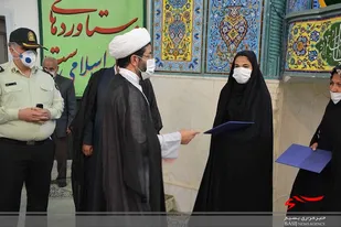 تقدیر از الگوی برتر حجاب و عفاف در شاهین شهر