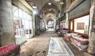 &nbsp;

پروژه کف&zwnj;سازی راسته قیصریه در بازار تاریخی قزوین آغاز شد