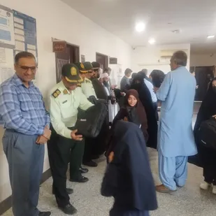 مهرِ آموزش در میرجاوه؛ ۵۱۵۰ بسته تحصیلی به دانش&zwnj;آموزان رسید