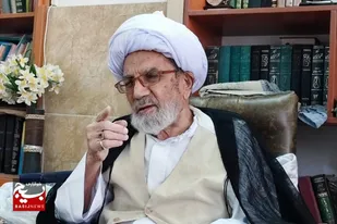 دیدار با علما در گناوه به مناسبت هفته دفاع مقدس