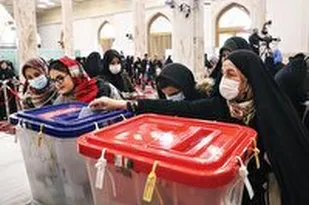 بررسی مشارکت سیاسی زنان  با حقوقدان و فعال حوزه زنان&nbsp;
زنان ایرانی علاوه بر نقش&zwnj;های سنتی توان ایفای مسئولیت سیاسی هم دارند