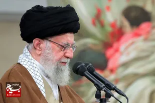 مردم قم به نجوای ولی امر مسلمین گوش فرا دادند