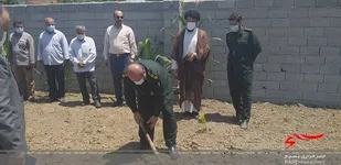 کلنگ زنی ۴ واحد خانه محروم در قائم&zwnj;شهر