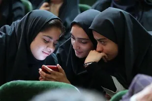 نوجوانان در تیررس هدف&zwnj;های دشمن در فضای مجازی هستند