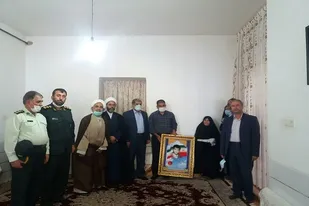 تجلیل از خانواده شهدای روحانی شهرستان اقلید