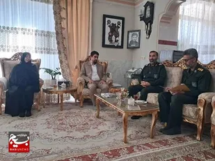 دیدار فرمانده سپاه حضرت جوادالائمه (ع) با خانواده شهید داود و حسنعلی گریوانی