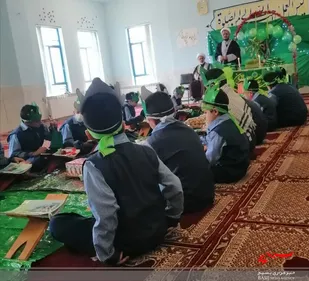 کودکان و نوجوانان را با قرآن و مبانی دینی آشنا کنیم