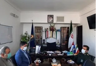 دیدار مسئولین آموزش وپرورش با فرمانده سپاه پیشوا