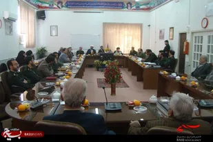 ما به ایثارگران ،جانبازان، خانواده شهداء و آزادگان بدهکاریم