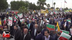 حضور باشکوه بوشهری&zwnj;ها در راهپیمایی ۲۲ بهمن/ طنین فریاد مرگ بر آمریکا در کنار خلیج فارس