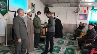 همزمان با دهه مبارک فجر؛ تقدیر از بسیجیان شاخص سپاه ناحیه ماهنشان