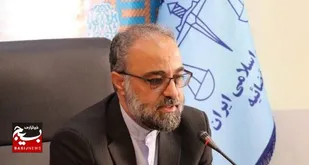کارشکنی در تحقق شعار سال خیانت به نظام است