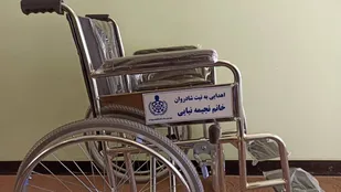 اهدای هشت دستگاه ویلچر توسط یک خَیّر به بیمارستان های گچساران