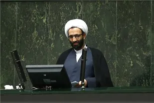 دولت فارغ از گرایش های سیاسی در بحث قرآن ورود کند/ کاهش بودجه قرآنی برای جامعه ما مصیبت است