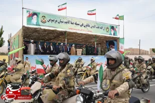 گرامیداشت روز ارتش جمهوری اسلامی با اجرای رژه در شاهرود