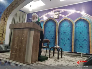 امام جمعه نباید در مسائل حزبی و گروهی وارد شود