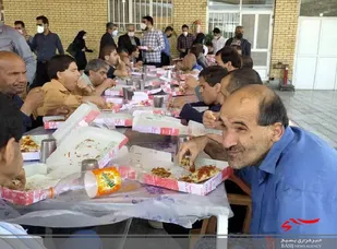 برگزاری جشن در مرکز توانبخشی معلولین ذهنی