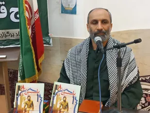 امام خمینی (ره) انقلاب اسلامی را به تمام دنیا صادر کرد/ما باید نهضت های مقاومت را در سراسر دنیا راه اندازی کنیم