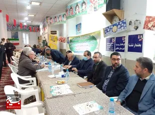 میز خدمت در مصلی جمعه بخش نشتا برگزار شد