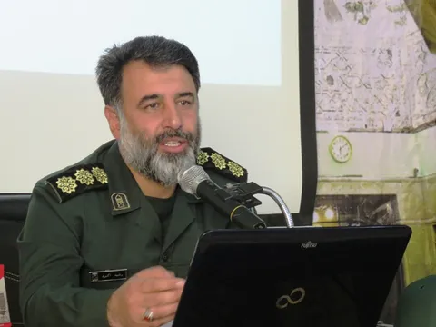 مسجد محوری اولویت برنامه های حوزه های مقاومت سپاه کمیجان