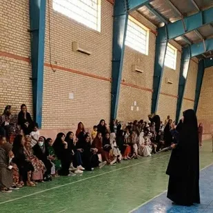اجرای ویژه برنامه های فرهنگی به مناسبت دهه کرامت در حوزه حضرت مریم جغین ناحیه رودان