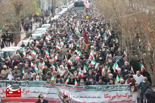برگزاری راهپیمایی مردم کرج در محکومیت اهانت نشریه فرانسوی