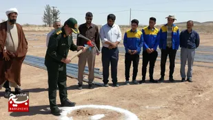 کلنگ&zwnj;زنی نیروگاه خورشیدی ۱۳۰ کیلوواتی سپاه گناباد در پادگان خاتم الانبیا(ص)شهرستان