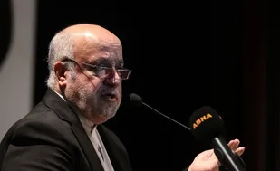 راهبرد تبلیغاتی دشمن بر وارونه&zwnj;نمایی واقعیت&zwnj;ها استوار شده است