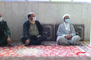 دیدار جمعی از کارکنان سپاه ناحیه خلیل آباد با امام جمعه شهرستان