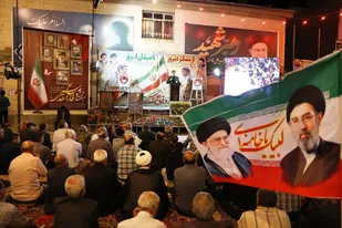 تجمع انقلابی مردم کبودراهنگ در گرامیداشت هفته دفاع مقدس
