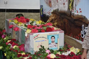 مراسم استقبال و وداع با شهید مدافع حرم محمد رضا شیبانی