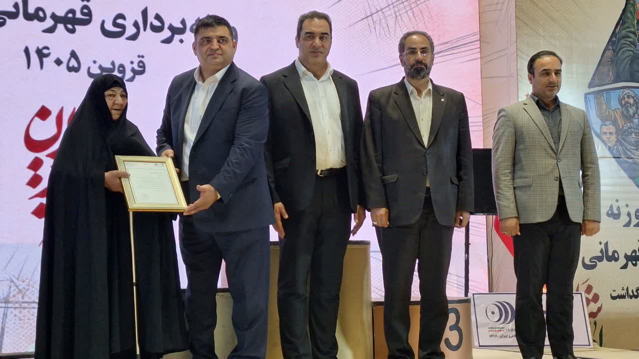 رقابت‌های وزنه‌برداری قهرمانی کشور در قزوین به کار خود پایان داد