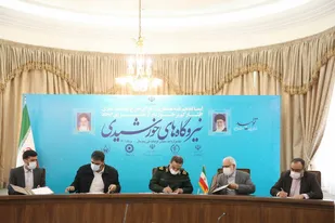امضای تفاهم نامه ۵ جانبه احداث ۵۵۰ هزار نیروگاه خورشیدی ۵ کیلوواتی برای اقشار کم برخوردار در نهاد ریاست جمهوری