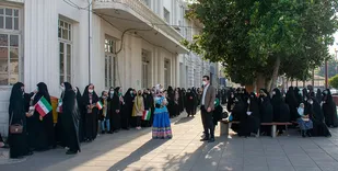 حضور پرشور گیلانی&zwnj;ها دلیل تأخیر در فرایند رأی&zwnj;گیری