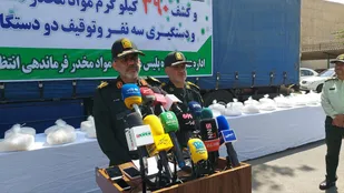 کشف محموله هزار میلیاردی ریالی شیشه در پوشش ضایعات/پلیس استان البرز با دقت، سرعت و صحت عمل امنیت را ارتقا می&zwnj;دهد