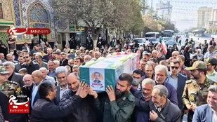 پیکر جانباز ۷۰ درصد شهید در مشهد تشییع و به خاک سپرده شد