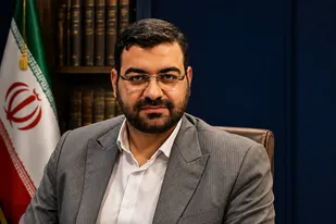 آزادی ۲۰ زندانی و بازگشت به کانون گرم خانواده در نهاوند