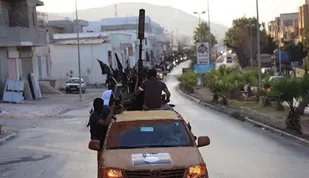 علت نقل و انتقال داعش در دیرالزور سوریه