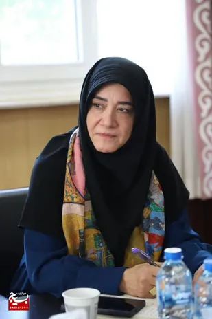 تسهیل&zwnj;گری قانونی و  پوشش گسترده بیمه هنرمندان صنایع دستی در اولویت کار است