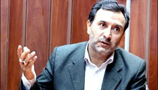 مسئولان دولتی در موضوع لغو تحریم&zwnj;ها با مردم صداقت ندارند