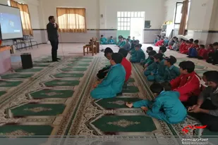 از برگزاری کلاس سواد رسانه ای تا نظافت پایگاه در محله اسلامی سرخه