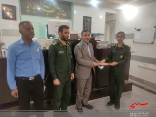 دیدار فرمانده حوزه مقاومت بسیج قدس دیر با رئیس دادگستری این شهرستان