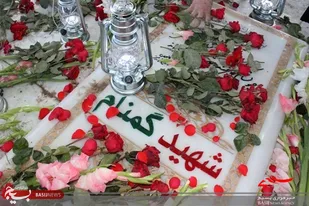 غبار روبی و عطر افشانی مزار شهدای گمنام محله ابوذر