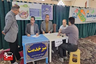 برپایی میز خدمت در مصلی&zwnj;های نماز جمعه شهرستان بهار